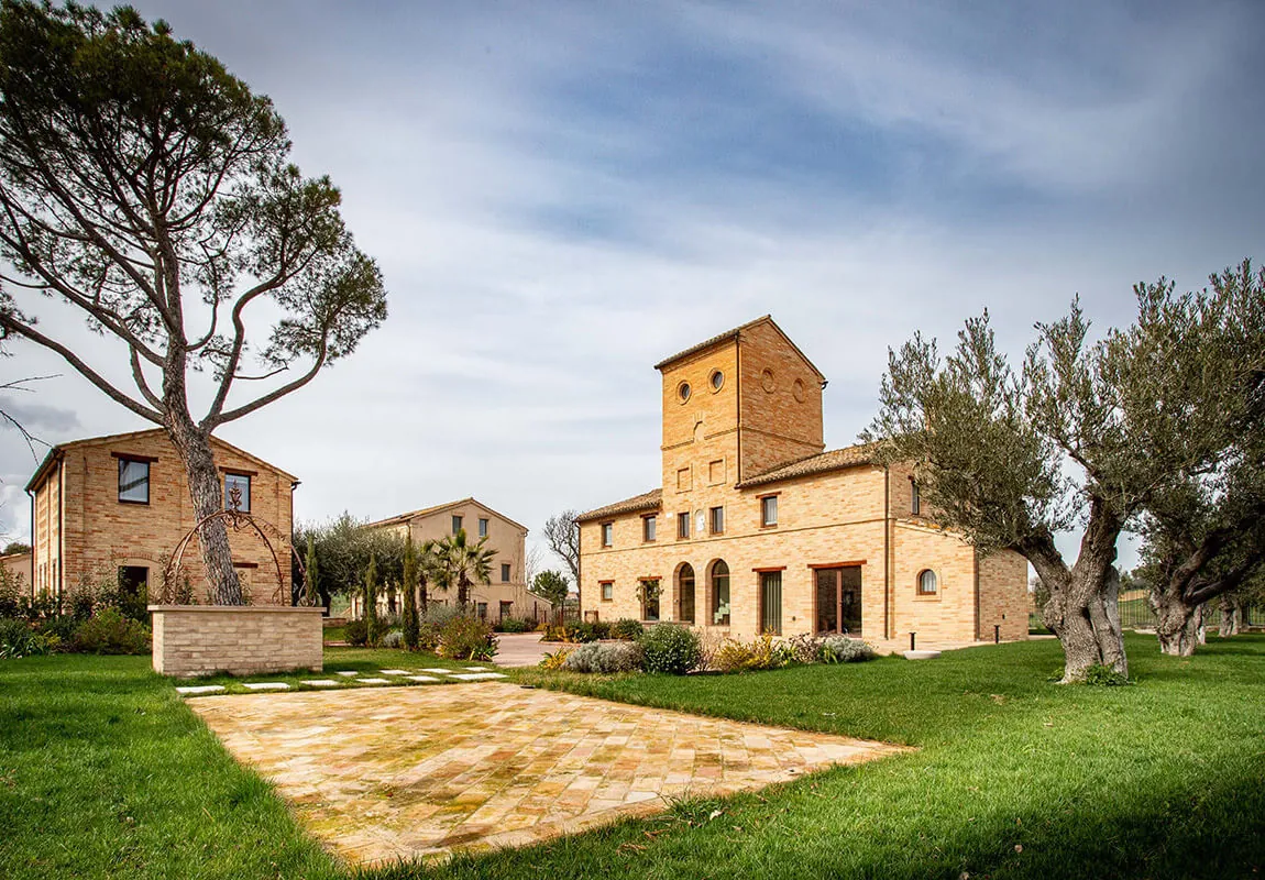 Relais La Colombaia, a partner hotel 10 minutes from Maniero